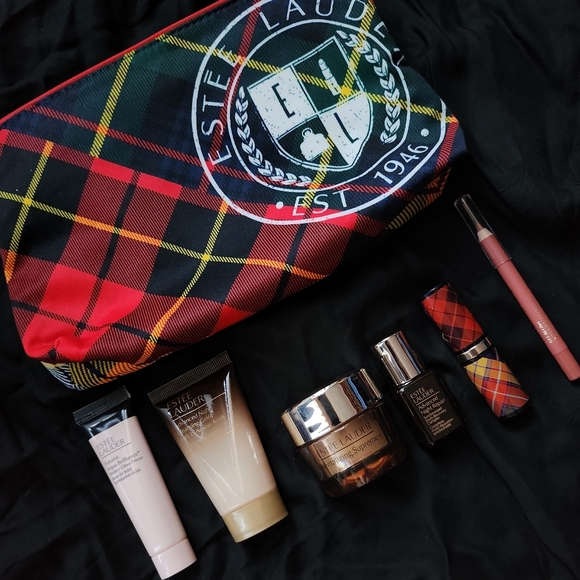 Estee Lauder Plaid Cosmetic Bag with Skincare Set - Picture 3 of 11